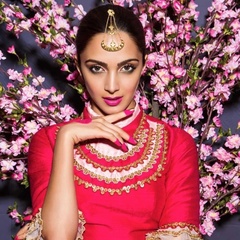 Kiara Advani, 32 года