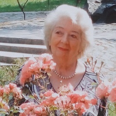 Ludmila Petrowa, 85 лет