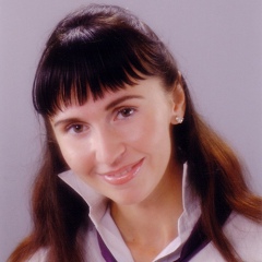 Елена Листровая