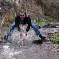 Melih-Can Süzen, İstanbul