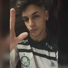 Leonardo Fagundes, 24 года