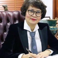 Cynthia Lee, Phnom Penh