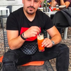 Gilleee Dvornik, 34 года, Bar