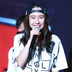 Song Jihyo, Seoul