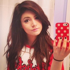 Chrissy Costanza, New York