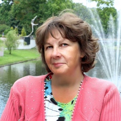 Елена Квятковская, Рига