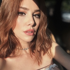 Elcin Sangu, 28 лет