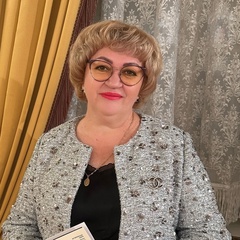 Елена Искра, Москва