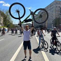 Антон Шестаков, Москва