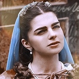 Mihrimah Sultan, 33 года