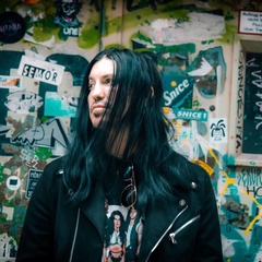 Craig Mabbitt, 37 лет