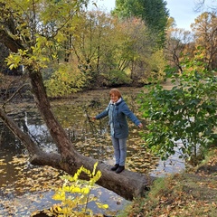 Лариса Никишова, Санкт-Петербург