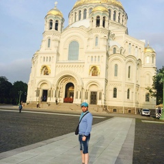 Гела Гуния, Санкт-Петербург