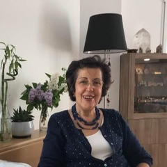 Maggie Hayoun, 75 лет