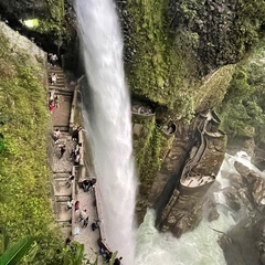 Andrés Zambrano, Ambato