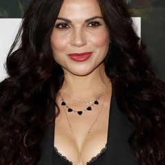 Regina Mills, 47 лет