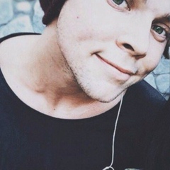 Ashton Irwin