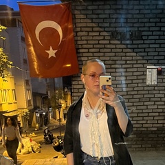 Natalie Coşar, İstanbul