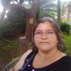 Sandra De-Andrade, 53 года