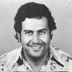 Pablo Escobar, 74 года, Medellín