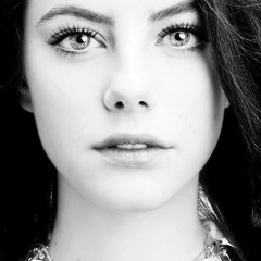 Effy Stonem, 26 лет, Salvador