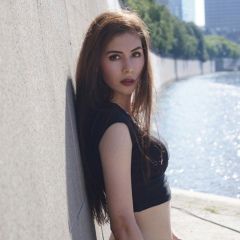 Nastya Sigitova, Paris