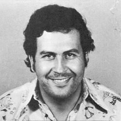 Pablo Escobar, 74 года, Medellín