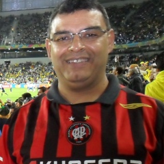 Fausto Guimarães, Curitiba