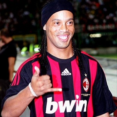 Ronaldinho Gaucho, 44 года, Porto Alegre