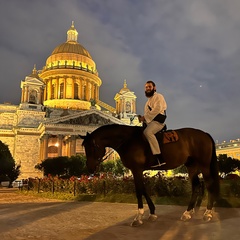 Арсан Арсанов, Грозный