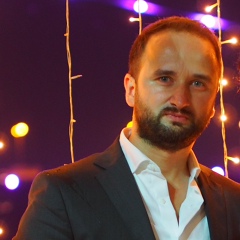 Hakan Dinçer, İstanbul