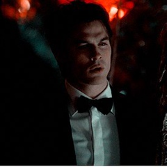 Damon Salvatore, 45 лет