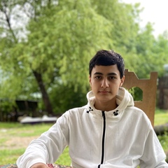 Sargis Suchyan, 21 год