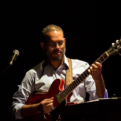 Chico Oliveira, Salvador