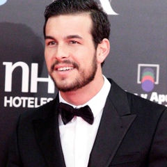 Mario Casas, Madrid