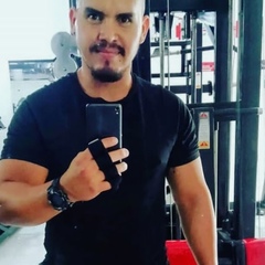 Iván Aranda, 33 года