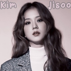 Jisoo Kim, 29 лет