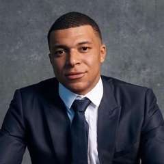 Kylian Mbappe, 25 лет, Paris