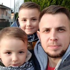 Josu Leonid, 34 года, Parma