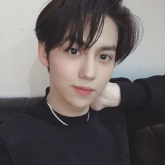 Yunseong Hwang, 23 года