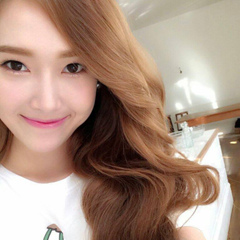 Soo Yeon Jessica Jung, 35 лет