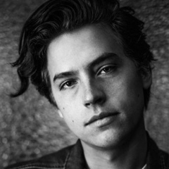 Cole Sprouse, 32 года, Arezzo