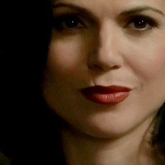 Regina Mills, 47 лет, New York City