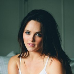 Rebecca Breeds, Sydney