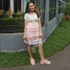 Tren-Julika Marbun, 31 год, Bandung