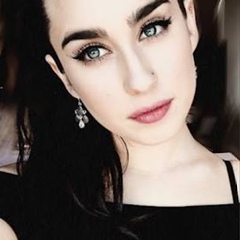 Ana Jauregui, 27 лет