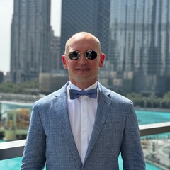 Andrey Veselov, Dubai