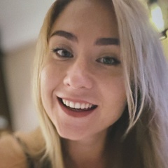 Anna Suprunova, 32 года