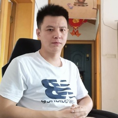 Qi Tang, 32 года