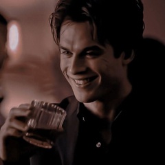 Damon Salvatore, 26 лет